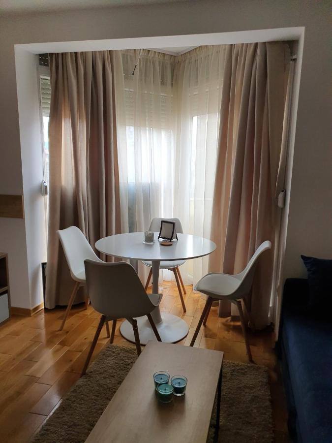 Andjelka A26 Apartment Veliko Gradiste Exterior photo